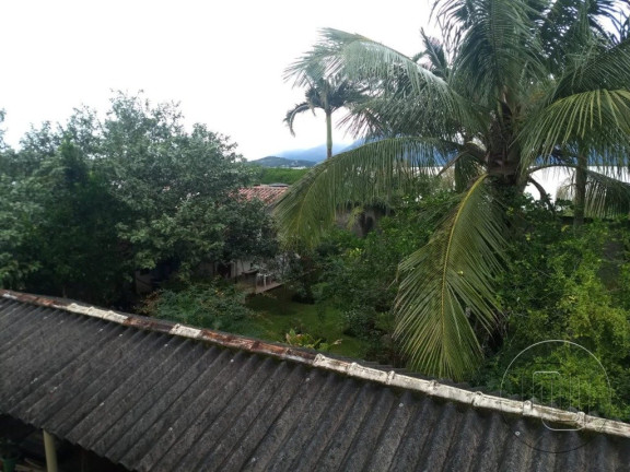 Imagem Casa com 4 Quartos à Venda, 300 m² em Ponta De Baixo - São José