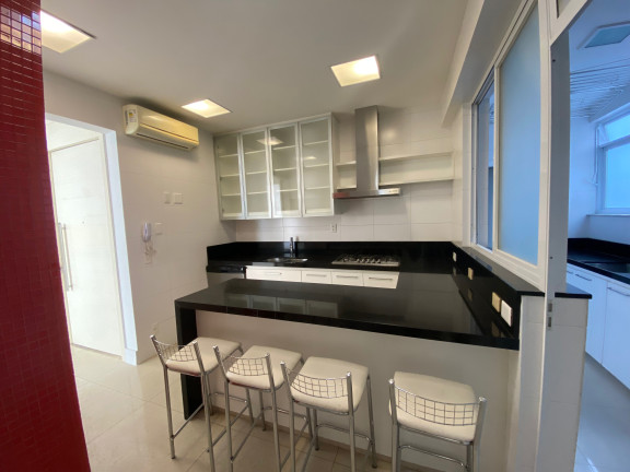 Imagem Cobertura com 4 Quartos à Venda, 290 m² em Copacabana - Rio De Janeiro Imagem Cobertura com 4 Quartos à Venda, 290 m² em Copacabana - Rio De Janeiro
