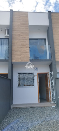 Imagem Sobrado com 2 Quartos à Venda, em Parque Guarani - Joinville Imagem Sobrado com 2 Quartos à Venda, em Parque Guarani - Joinville
