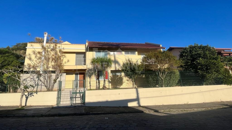 Casa com 3 Quartos à Venda, 239 m² em Itaguaçu - Florianópolis