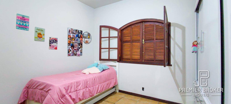 Imagem Casa com 4 Quartos à Venda, 180 m² em Parque Do Imbui - Teresópolis Imagem Casa com 4 Quartos à Venda, 180 m² em Parque Do Imbui - Teresópolis