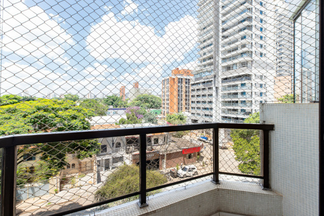 Imagem Apartamento com 3 Quartos à Venda, 187 m² em Campo Belo - São Paulo