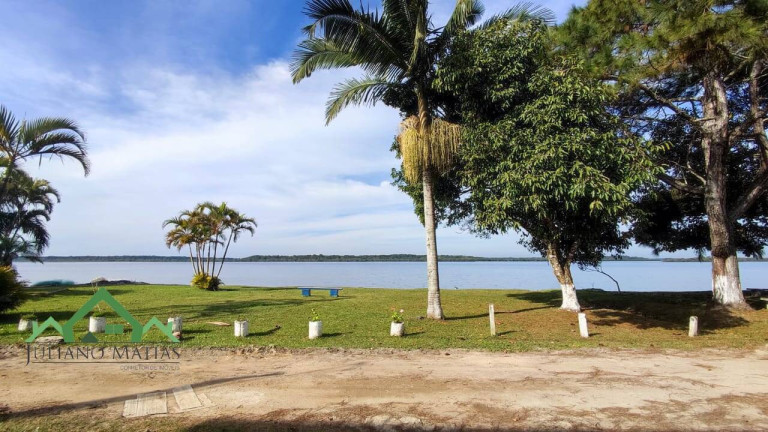 Imagem Casa com 3 Quartos à Venda, 130 m² em Pinheiros - Balneário Barra Do Sul Imagem Casa com 3 Quartos à Venda, 130 m² em Pinheiros - Balneário Barra Do Sul