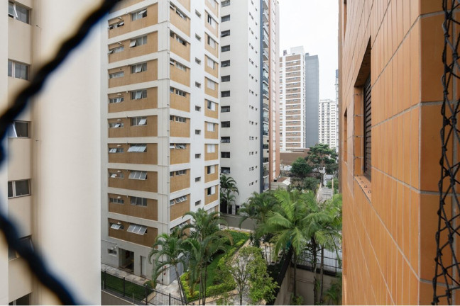 Imagem Apartamento com 4 Quartos à Venda, 141 m² em Moema - São Paulo Imagem Apartamento com 4 Quartos à Venda, 141 m² em Moema - São Paulo