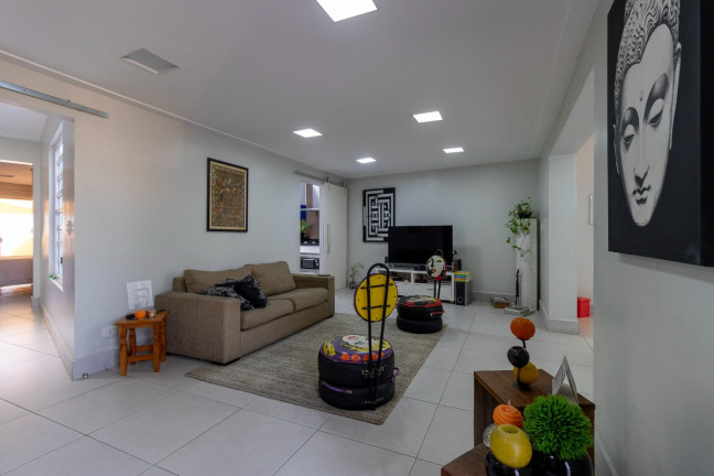 Imagem Casa com 3 Quartos à Venda, 220 m² em Vila Monumento - São Paulo