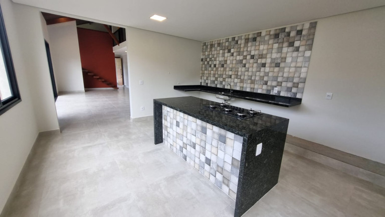 Imagem Casa com 3 Quartos à Venda, 130 m² em Jardim Do Lago - Atibaia Imagem Casa com 3 Quartos à Venda, 130 m² em Jardim Do Lago - Atibaia