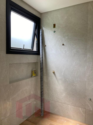 Imagem Imóvel com 3 Quartos à Venda, 295 m²