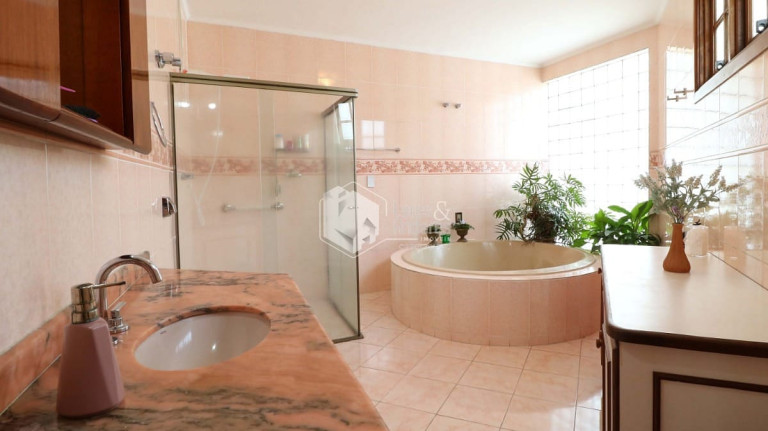 Imagem Casa com 3 Quartos à Venda, 181 m² em Parque Jabaquara - São Paulo Imagem Casa com 3 Quartos à Venda, 181 m² em Parque Jabaquara - São Paulo
