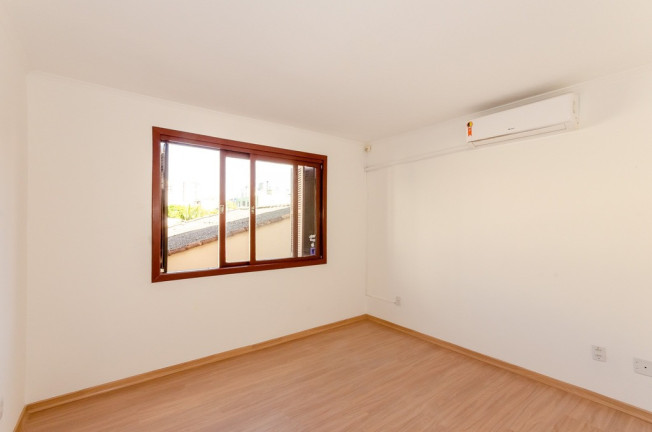 Imagem Apartamento com 1 Quarto à Venda, 43 m² em Jardim Botânico - Porto Alegre