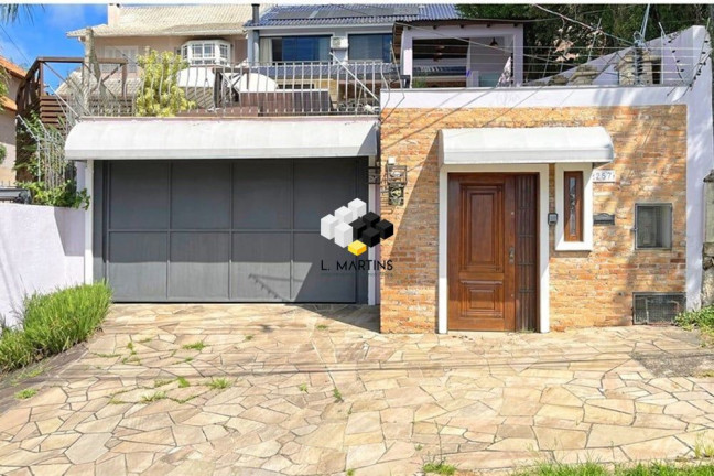 Casa com 3 Quartos à Venda, 395 m² em Espírito Santo - Porto Alegre