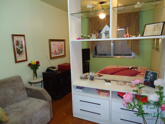 Imagem Apartamento com 1 Quarto à Venda, 33 m² em Cristal - Porto Alegre Imagem Apartamento com 1 Quarto à Venda, 33 m² em Cristal - Porto Alegre