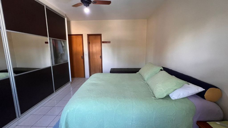 Imagem Sobrado com 3 Quartos à Venda, 316 m² em Setor Jaó - Goiânia Imagem Sobrado com 3 Quartos à Venda, 316 m² em Setor Jaó - Goiânia