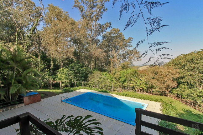 Imagem Casa com 4 Quartos à Venda, 200 m² em Vila Nova - Porto Alegre Imagem Casa com 4 Quartos à Venda, 200 m² em Vila Nova - Porto Alegre