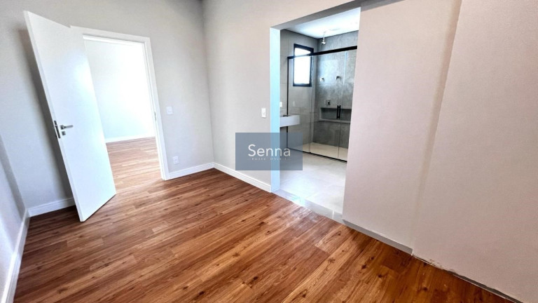 Imagem Casa com 3 Quartos à Venda, 395 m² em Medeiros - Jundiaí Imagem Casa com 3 Quartos à Venda, 395 m² em Medeiros - Jundiaí