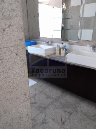 Imagem Apartamento com 4 Quartos à Venda, 307 m² em Casa Forte - Recife