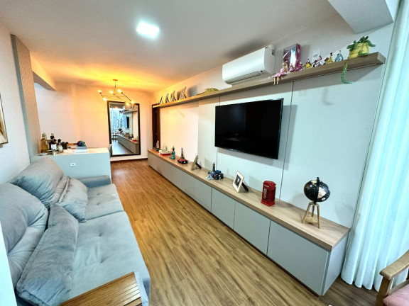 Imagem Apartamento com 2 Quartos à Venda, 76 m² em Centro - Florianópolis