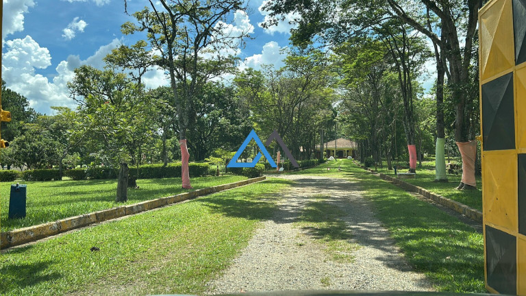 Imagem Imóvel com 9 Quartos à Venda, 95.000 m² em Jardim Sao Felipe - Atibaia Imagem Imóvel com 9 Quartos à Venda, 95.000 m² em Jardim Sao Felipe - Atibaia