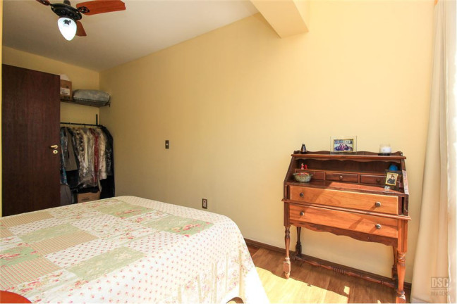 Imagem Apartamento com 3 Quartos à Venda, 157 m² em Petrópolis - Porto Alegre Imagem Apartamento com 3 Quartos à Venda, 157 m² em Petrópolis - Porto Alegre