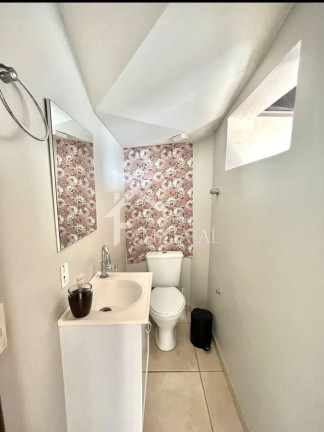 Imagem Casa com 3 Quartos à Venda, 230 m² em Boehmerwald - Joinville Imagem Casa com 3 Quartos à Venda, 230 m² em Boehmerwald - Joinville