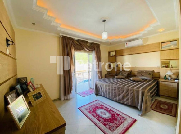 Imagem Casa com 3 Quartos à Venda, 340 m² em Calheiros - Governador Celso Ramos Imagem Casa com 3 Quartos à Venda, 340 m² em Calheiros - Governador Celso Ramos