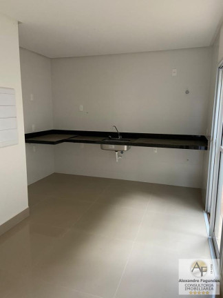 Imagem Casa com 3 Quartos à Venda, 100 m² em Vila Maria - Aparecida De Goiânia Imagem Casa com 3 Quartos à Venda, 100 m² em Vila Maria - Aparecida De Goiânia