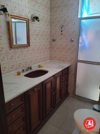 Imagem Casa com 4 Quartos à Venda, 207 m² em Rio Branco - Porto Alegre Imagem Casa com 4 Quartos à Venda, 207 m² em Rio Branco - Porto Alegre