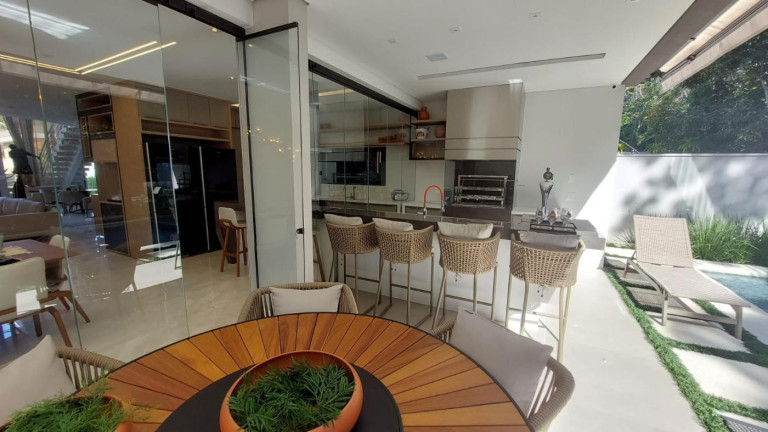 Imagem Casa com 6 Quartos à Venda, 450 m² em Riviera - Bertioga Imagem Casa com 6 Quartos à Venda, 450 m² em Riviera - Bertioga
