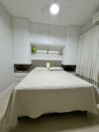Imagem Casa com 3 Quartos à Venda, 245 m² em Nova Carapina I - Serra
