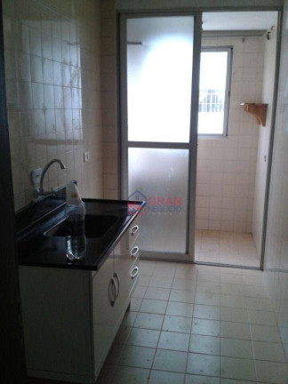 Imagem Apartamento com 2 Quartos à Venda, 67 m² em Centro - Curitiba Imagem Apartamento com 2 Quartos à Venda, 67 m² em Centro - Curitiba
