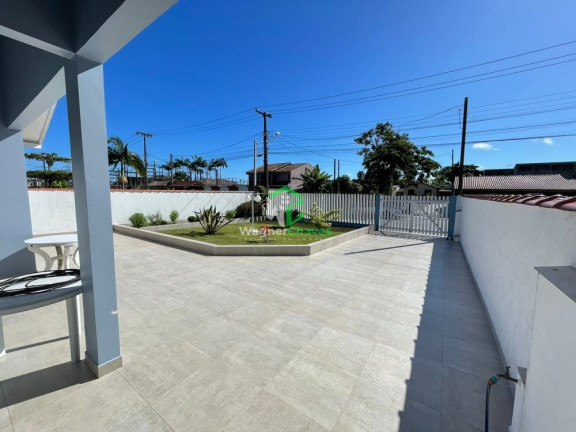 Imagem Casa com 3 Quartos à Venda, 175 m² em Praia De Leste - Pontal Do Paraná Imagem Casa com 3 Quartos à Venda, 175 m² em Praia De Leste - Pontal Do Paraná