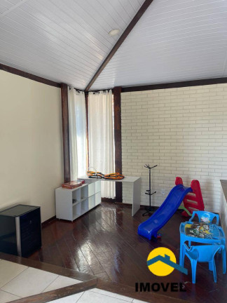 Imagem Casa de Condomínio com 3 Quartos à Venda, 290 m² em Piratininga - Niterói