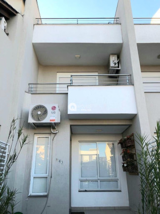 Imagem Casa com 2 Quartos à Venda, 132 m² Imagem Casa com 2 Quartos à Venda, 132 m²