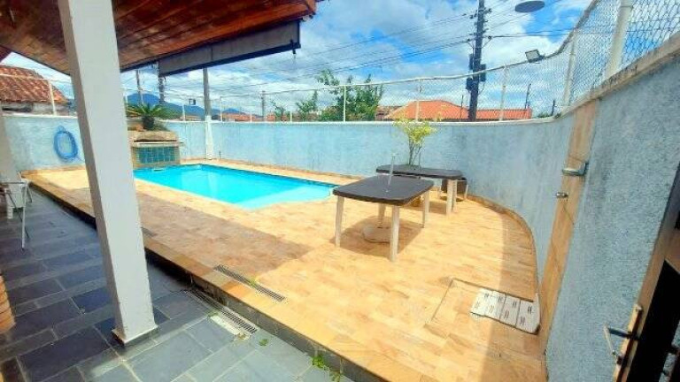 Imagem Casa com 4 Quartos à Venda, 282 m² em Balneário Arpoador - Peruíbe Imagem Casa com 4 Quartos à Venda, 282 m² em Balneário Arpoador - Peruíbe