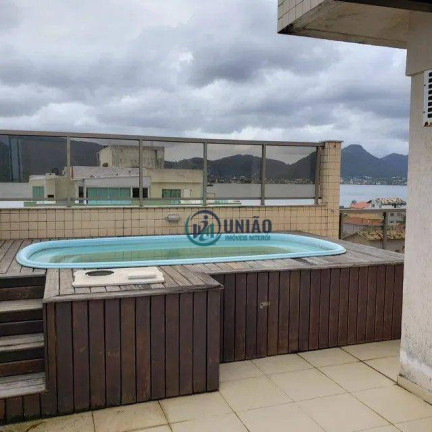 Imagem Cobertura com 3 Quartos à Venda, 230 m² em Piratininga - Niterói