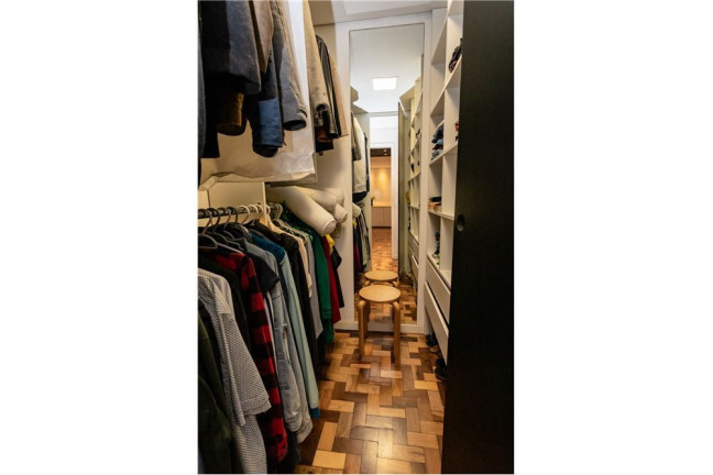 Imagem Imóvel com 2 Quartos à Venda, 69 m² em Humaitá - Porto Alegre Imagem Imóvel com 2 Quartos à Venda, 69 m² em Humaitá - Porto Alegre