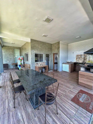 Imagem Casa com 4 Quartos à Venda, 226 m² em Centro - Igaratá Imagem Casa com 4 Quartos à Venda, 226 m² em Centro - Igaratá