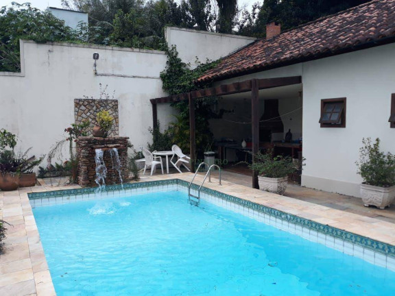 Imagem Casa com 4 Quartos à Venda, 271 m² em Badu - Niterói Imagem Casa com 4 Quartos à Venda, 271 m² em Badu - Niterói