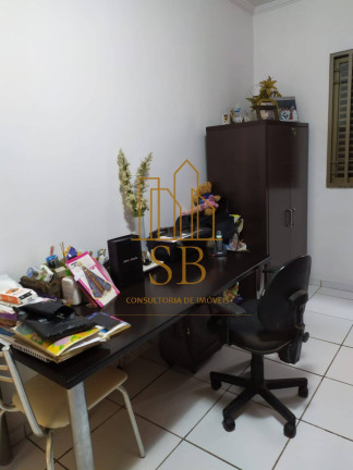 Casa com 3 Quartos à Venda, 116 m² em Embaré - Santos