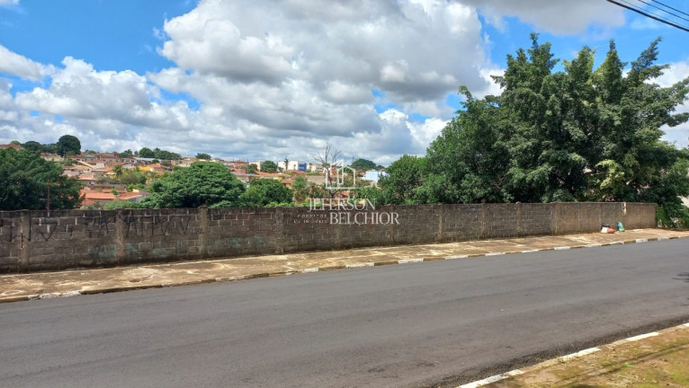 Imagem Terreno à Venda, 900 m² em Jardim Santa Cruz - Mogi Mirim Imagem Terreno à Venda, 900 m² em Jardim Santa Cruz - Mogi Mirim