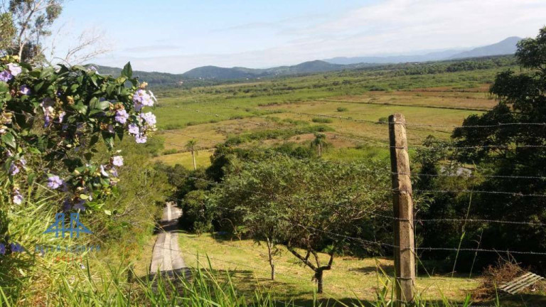 Imagem Chácara com 3 Quartos à Venda, 12.800 m² em Vargem Pequena - Florianópolis Imagem Chácara com 3 Quartos à Venda, 12.800 m² em Vargem Pequena - Florianópolis