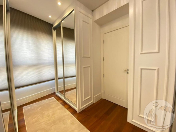 Imagem Apartamento com 5 Quartos à Venda, 317 m² em Centro - Balneário Camboriú Imagem Apartamento com 5 Quartos à Venda, 317 m² em Centro - Balneário Camboriú
