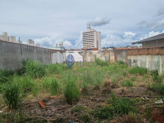 Imagem Terreno à Venda, 360 m² em Maracanã - Anápolis Imagem Terreno à Venda, 360 m² em Maracanã - Anápolis