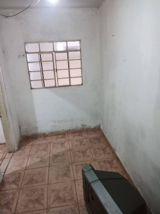 Imagem Casa com 1 Quarto para Alugar,  em Campanario - Diadema