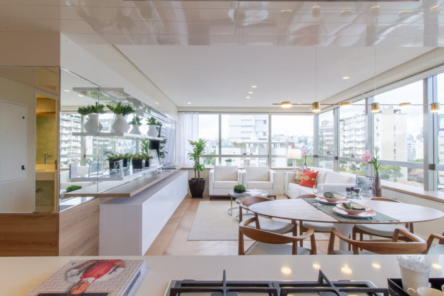 Imagem Apartamento com 3 Quartos à Venda, 134 m² em Moinhos De Vento - Porto Alegre