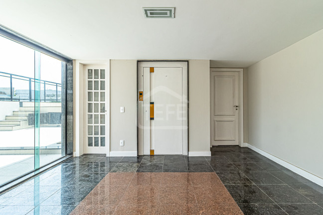 Imagem Cobertura com 5 Quartos à Venda, 394 m² em Recreio Dos Bandeirantes - Rio De Janeiro Imagem Cobertura com 5 Quartos à Venda, 394 m² em Recreio Dos Bandeirantes - Rio De Janeiro