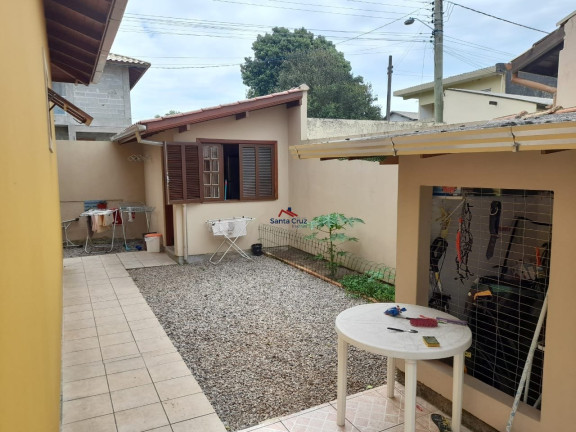 Imagem Sobrado com 3 Quartos à Venda, 450 m² em Muquem - Florianópolis