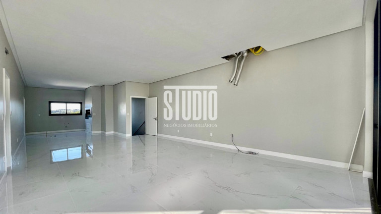 Imagem Casa com 3 Quartos à Venda, 312 m² em Centro - Carlos Barbosa Imagem Casa com 3 Quartos à Venda, 312 m² em Centro - Carlos Barbosa