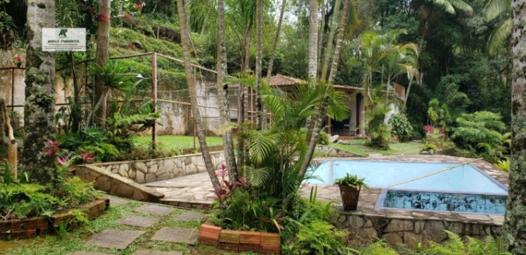 Imagem Chácara com 3 Quartos à Venda, 6.000 m² em Sorocamirim - São Roque Imagem Chácara com 3 Quartos à Venda, 6.000 m² em Sorocamirim - São Roque