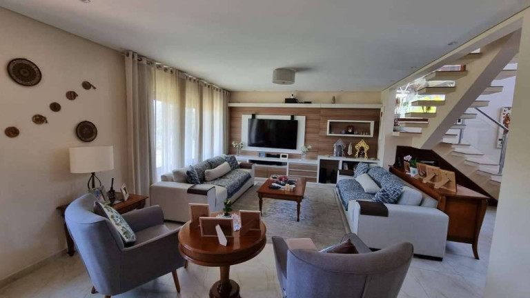 Imagem Casa com 4 Quartos à Venda, 380 m² em Jardim Indaiá - Embu Das Artes Imagem Casa com 4 Quartos à Venda, 380 m² em Jardim Indaiá - Embu Das Artes