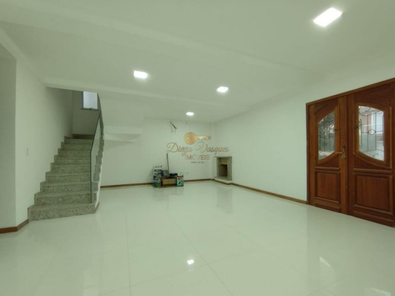 Imagem Casa com 4 Quartos à Venda, 252 m² em Vargem Grande - Teresópolis Imagem Casa com 4 Quartos à Venda, 252 m² em Vargem Grande - Teresópolis